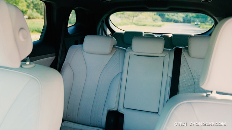 比亚迪三电奔驰品质  30万值得入手的腾势X