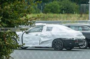搭载3.0T混动系统 AMG C 43路试谍照曝光