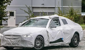 更加年轻化 全新梅赛德斯-奔驰C级路试谍照曝光