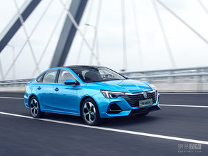 造型运动空间实用 荣威i6 MAX将今日上市