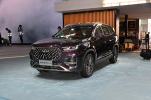 奇瑞全新旗舰SUV 瑞虎8 PLUS展前亮相