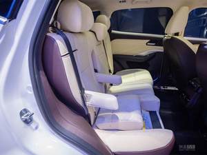 自带儿童安全座椅 2021款VV6新车型亮相