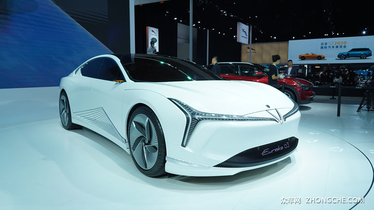 2020年北京车展哪吒Eureka 03 惊艳亮相