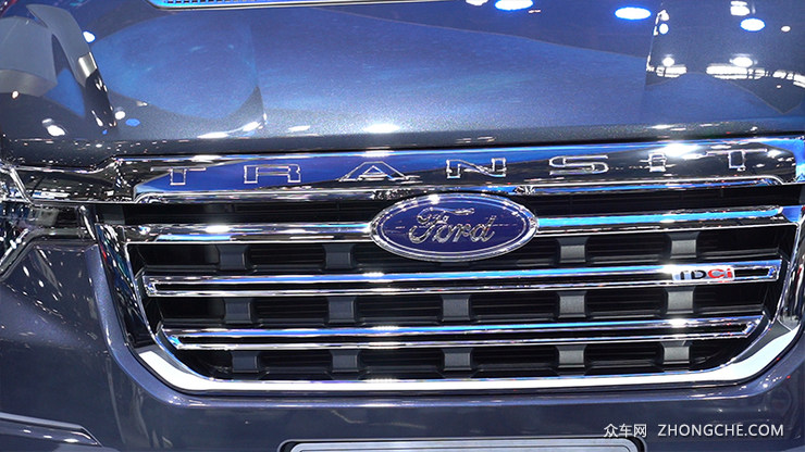 轻客家族新成员新时代江铃福特全顺Pro