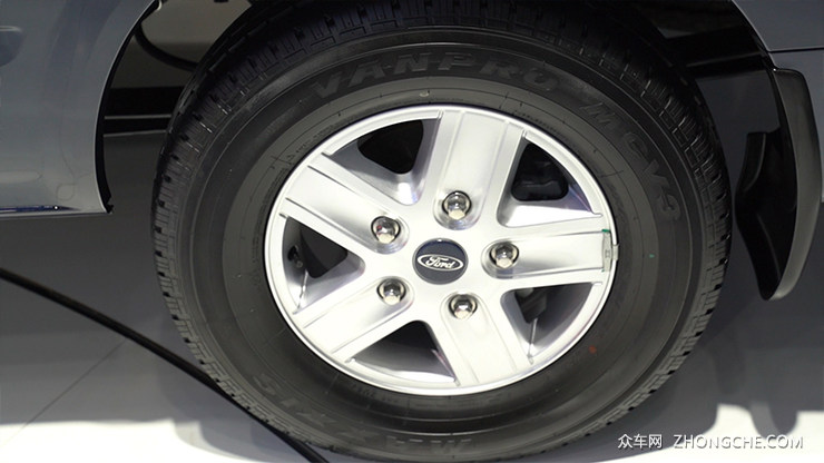 轻客家族新成员新时代江铃福特全顺Pro