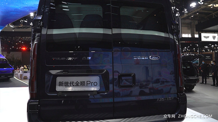 轻客家族新成员新时代江铃福特全顺Pro