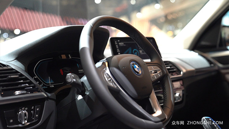 或是操控最好的纯电SUV宝马iX3落地北京