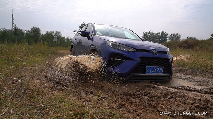 面面俱到，24万威兰达买菜豁泥两不误