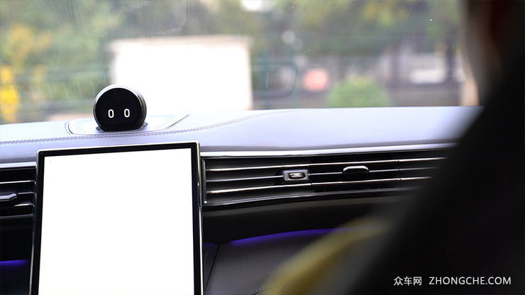 你的贴心小秘 蔚来ES6