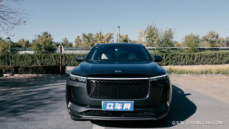 续航800公里 体验6座SUV理想ONE