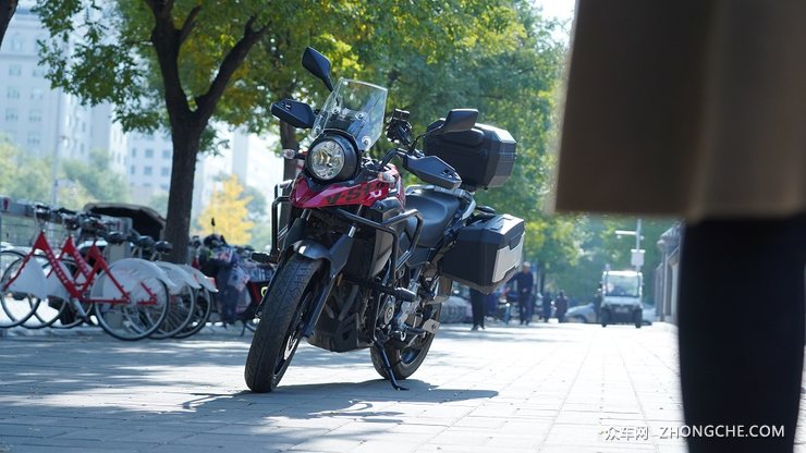 摩托车中的性价比之王——铃木DL250