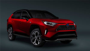 纯电续航达63km RAV4荣放插电混动版或亮相广州车展