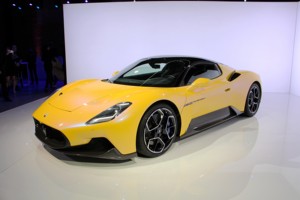 赋予MC20多重魅力 玛莎拉蒂发布MC20更多配色