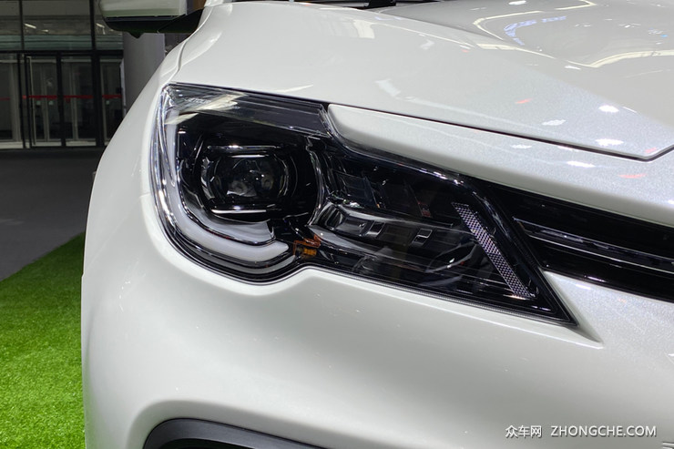 前脸变化很大 广州车展实拍新款捷途X70S EV