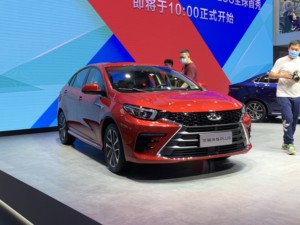 预售7.49-9.99万 奇瑞艾瑞泽5 PLUS车展亮相