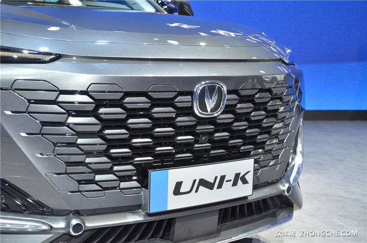 UNI家族再增一名“科技猛将” 广州车展实拍长安UNI-K