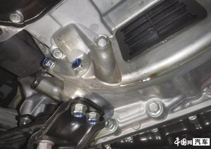 欧蓝德变速箱频发漏油 4S店查不出原因反复拆修无果