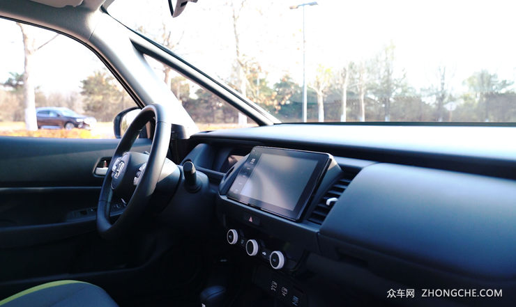 被称为平民超跑的飞度  变成跨界车你还喜欢吗？