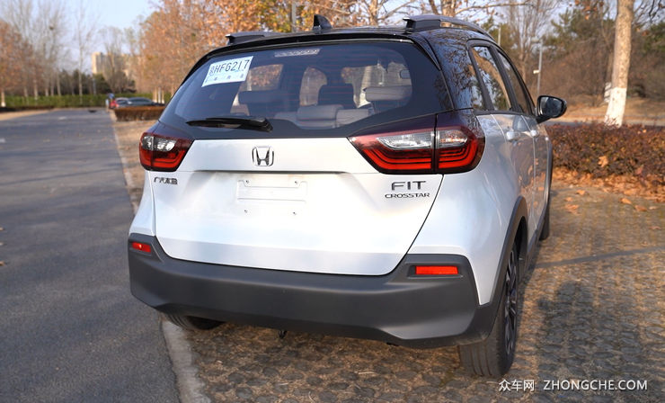 被称为平民超跑的飞度  变成跨界车你还喜欢吗？