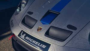 专属银色车漆 赛车方向盘 2021款保时捷911 GT3 CUP官图发布