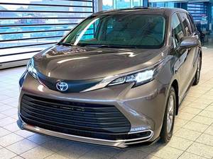 后年国产/2.5L混动 新Sienna实车海外亮相