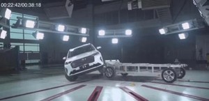 全新哈弗H6侧面碰撞引发质疑 气囊竟未弹开