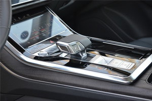 试驾2020款奥迪Q7 同级唯一标配了全时四驱+7座