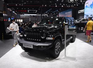硬派造型 配备专属标识 Jeep牧马人80周年纪念版上市
