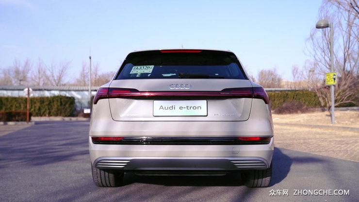 奥迪e-tron 一辆有着燃油车驾驶质感的电动车
