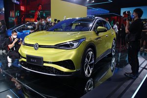 NEDC续航最高555公里 上汽大众ID.4 X公布售价19.9888万元起