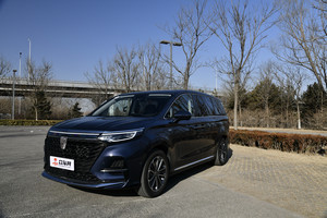 魔屏？魔吧？荣威iMAX8竟然如此魔性