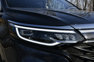 魔屏？魔吧？荣威iMAX8竟然如此魔性