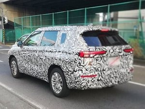 多种动力版本 全新三菱欧蓝德最新谍照曝光 有望将于明年国产