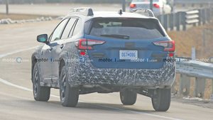 底盘更高 充满越野气息 斯巴鲁傲虎荒野版路试谍照曝光