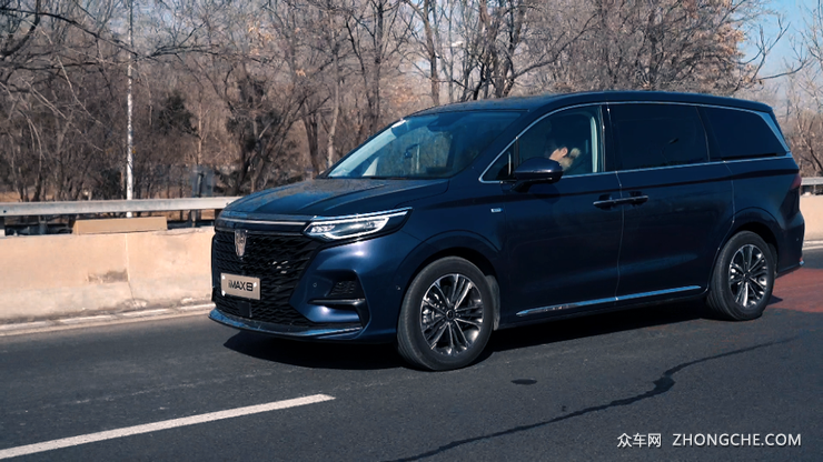 iMAX8凭借豪华配置 能否成为MPV的下一匹黑马？