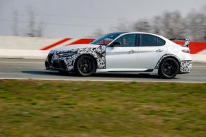 空气动力学套件加持 限量500台 阿尔法·罗密欧Giulia GTA限量版车型