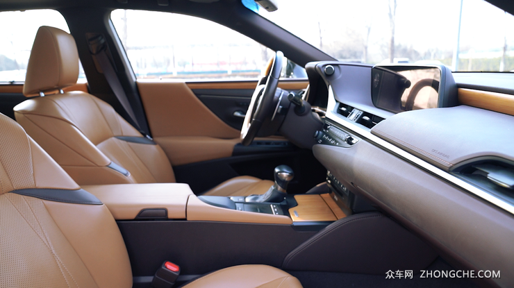 好开省油保养不愁 雷克萨斯ES300h到底如何？