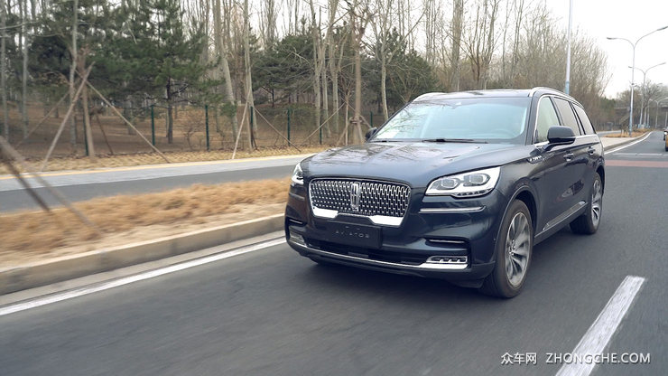 54万买什么R8 来个中大型林肯飞行家不香吗？