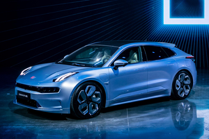 NEDC续航可达712km 10月开启交付 极氪001上市售28.1万元起