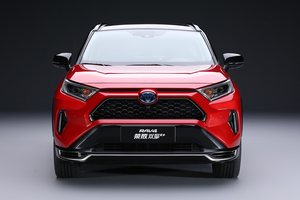 一汽丰田RAV4荣放家族焕新 RAV4荣放双擎E+上市售24.88万元起