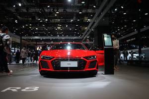 2021上海车展 | 战斗气息十足 搭5.2L V10发动机 全新奥迪R8亮相