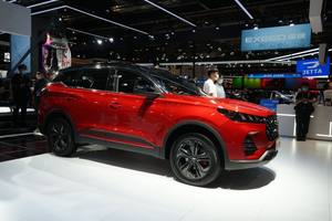 2021上海车展丨配置全面升级 红色刹车卡钳 奇瑞瑞虎7超能版亮相