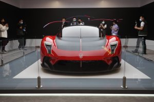 2021上海车展丨搭4.0T V8发动机 红旗S9超跑量产版国内首发