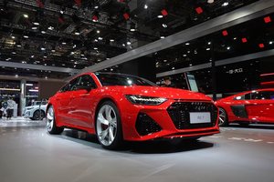 2021上海车展 | 高性能运动轿跑 全新奥迪RS 7 Sportback亮相