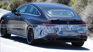 梅赛德斯-AMG GT 73e最新谍照曝光 有望今年7月发布