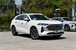 WEY摩卡正式上市 售价17.58-21.88万元