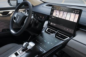 WEY全新旗舰SUV“摩卡”上市 售价17.58-21.88万元