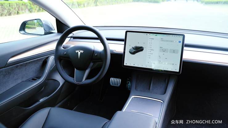 特斯拉车主谈刹车失灵，Model 3新老对比只得70分