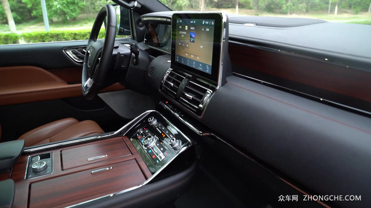 百万级全尺寸SUV林肯领航员  比BBA气场还强