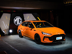 橙色猎豹盛夏出击 MG6 PRO爱卡静态实拍